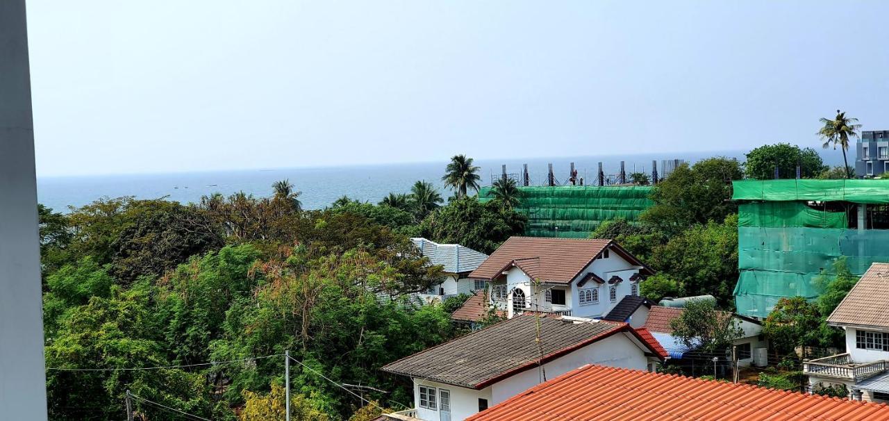 Sweet Seaview Flr6 With Toproop Pool Flr7 At The Blux Bangsaen Exteriör bild