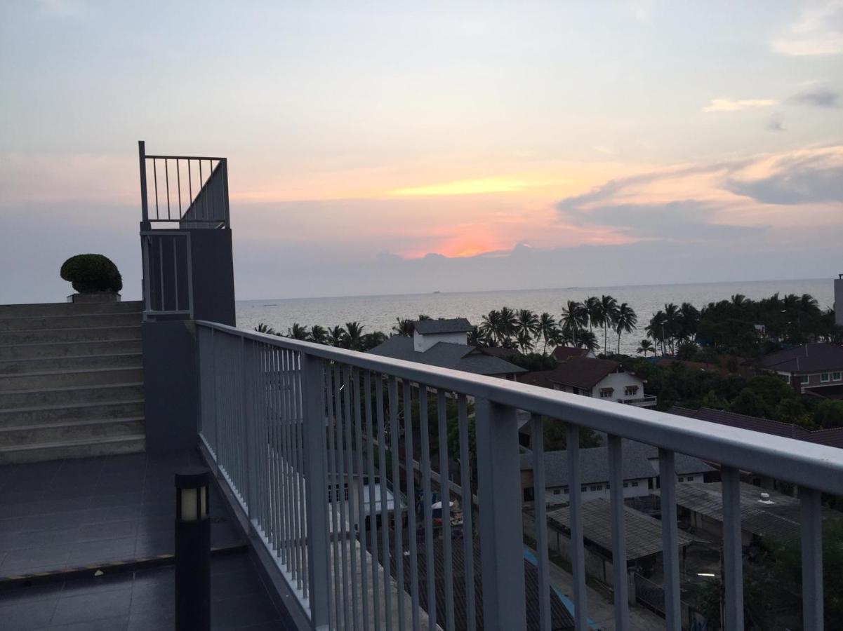 Sweet Seaview Flr6 With Toproop Pool Flr7 At The Blux Bangsaen Exteriör bild
